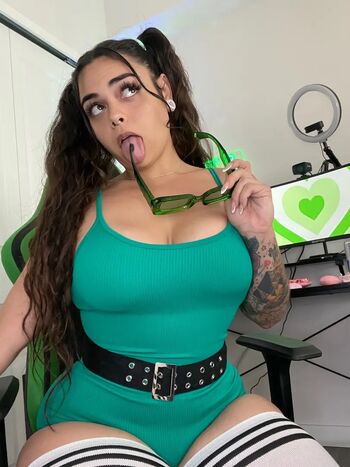 Full leaked Dessiedesires private photo