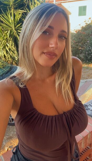 Full leaked Desymercurio private photo