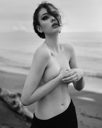 Deva Cassel