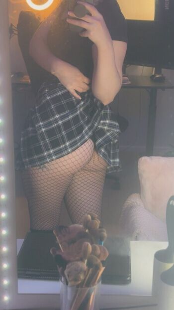 Full leaked Deviledmeg private photo