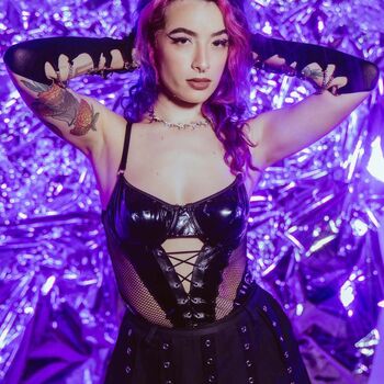 Full leaked Devin papadol private photo