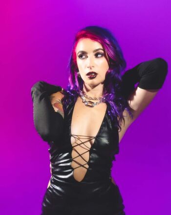 Full leaked Devin papadol private photo