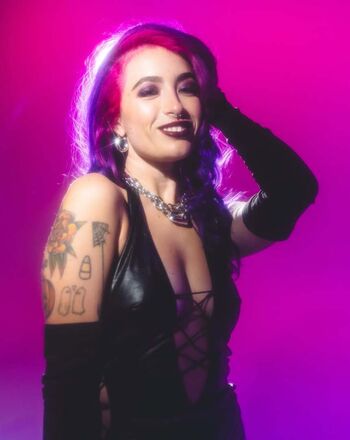 Full leaked Devin papadol private photo