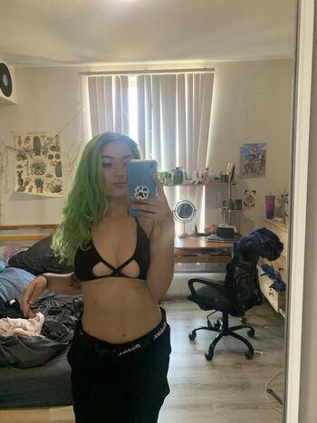 Full leaked Devin papadol private photo