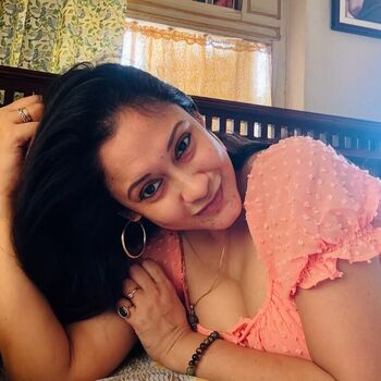 Full leaked Devina bose private photo