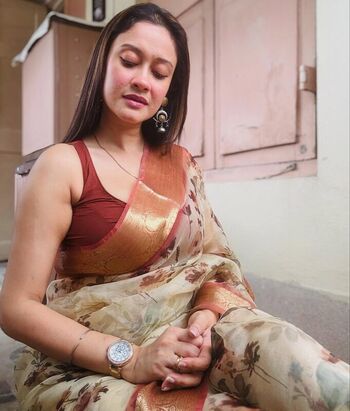 Full leaked Devina bose private photo