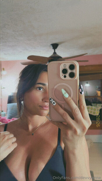 Full leaked Devvyanne private photo