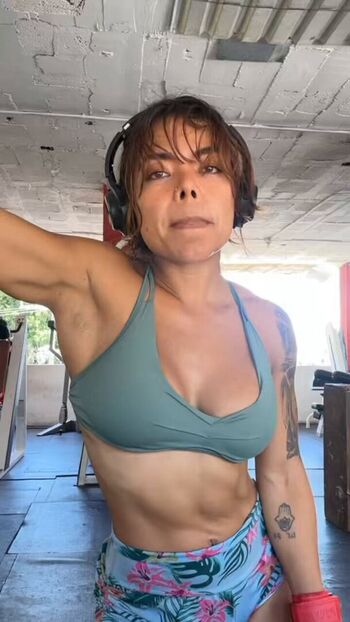 Full leaked Deyaflores private photo