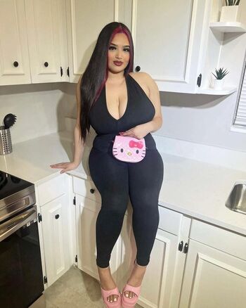 Full leaked Dezerai angel private photo