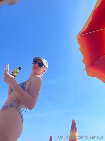 diaana19