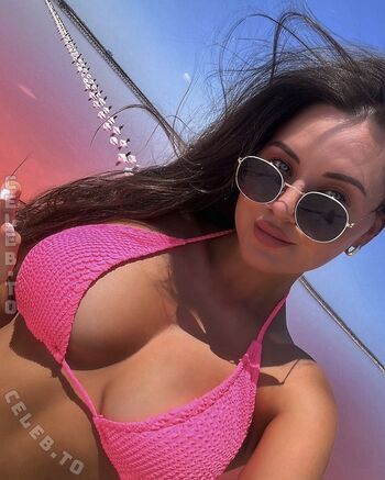 Full leaked Dilyara private photo
