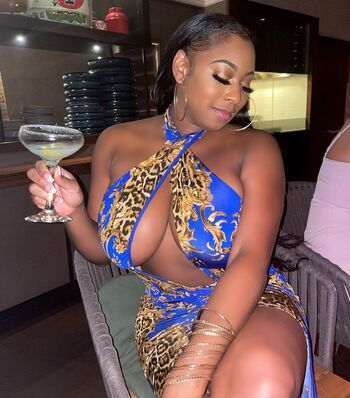 Full leaked Dinnelle private photo