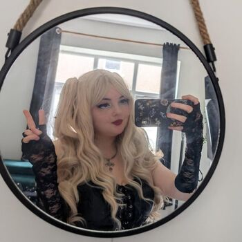 Full leaked Dinosaurqueen private photo