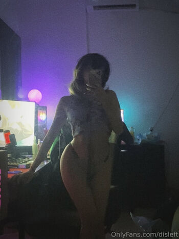 Full leaked Disleft private photo
