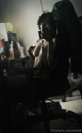 Full leaked Disleft private photo