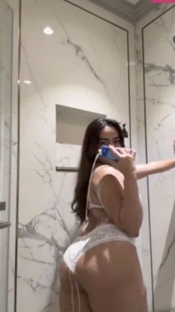 Full leaked Divya mistry private photo