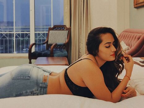 Full leaked Divyamistry private photo