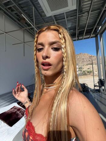 Full leaked Dixie d  amelio private photo