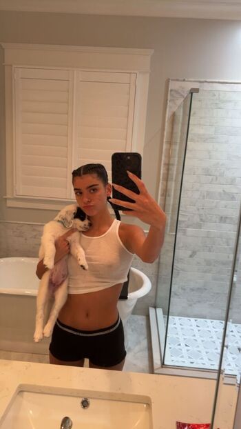 Full leaked Dixie d  amelio private photo