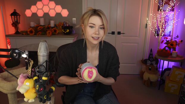 Full leaked Dizzykitten private photo