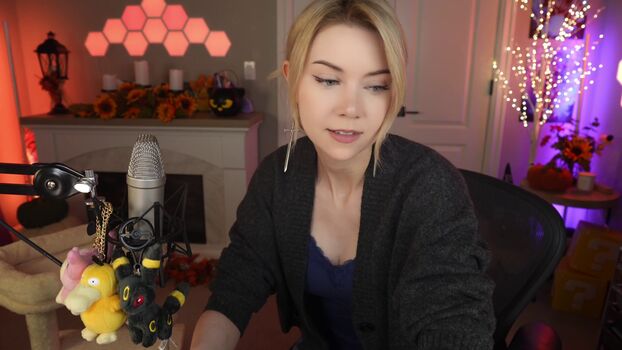 Full leaked Dizzykitten private photo