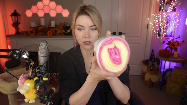 Full leaked Dizzykitten private photo
