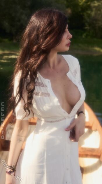 Full leaked Djane maureeyne page private onlyfans photo