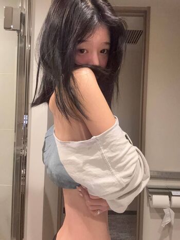 Full leaked Dlwlgpp private photo