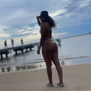 Full leaked Docyhoney private photo