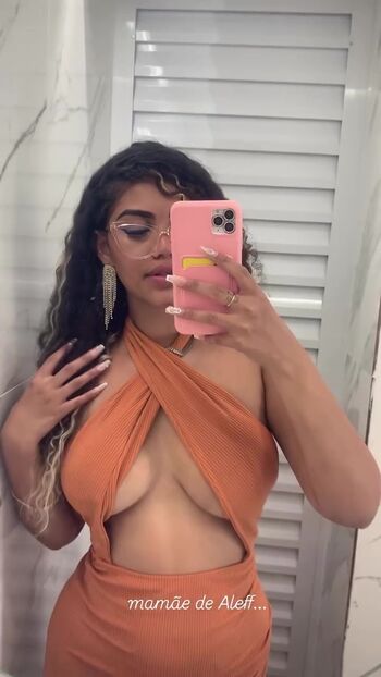 Full leaked Docyhoney private photo