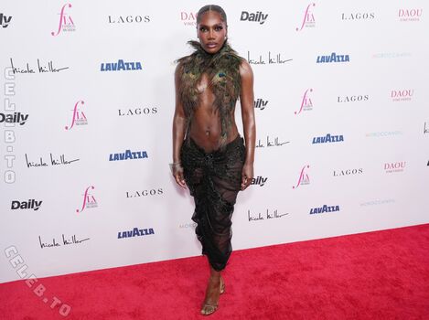 Full leaked Doechii private photo