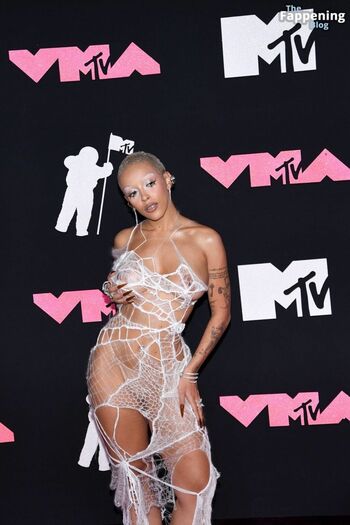 Full leaked Doja cat private photo