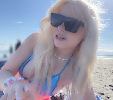 Full leaked Dollblush page private photo