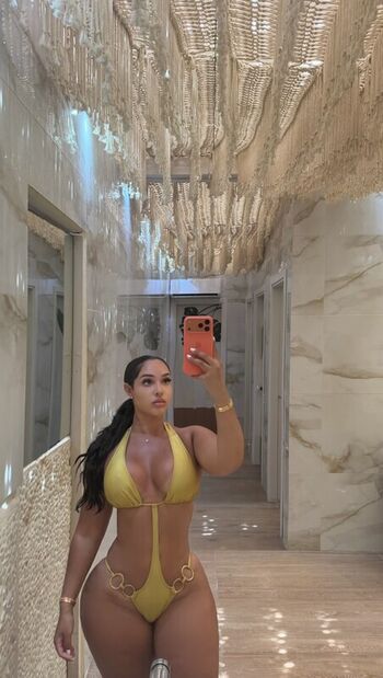 Full leaked Dollfacejess private photo