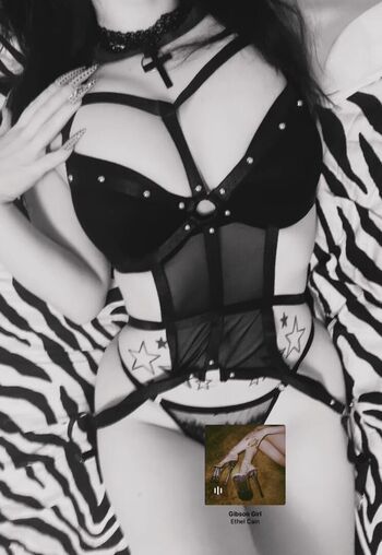 Full leaked Dollparts private photo