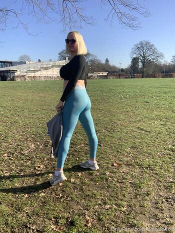 Full leaked Dolly loves private photo