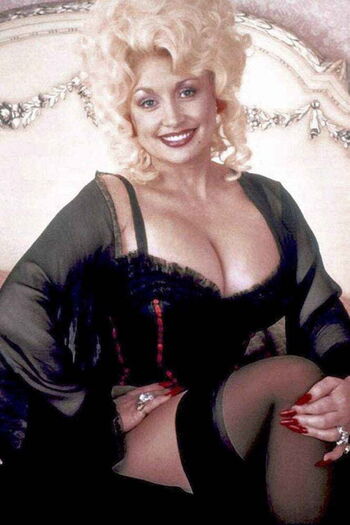 Full leaked Dolly parton private photo