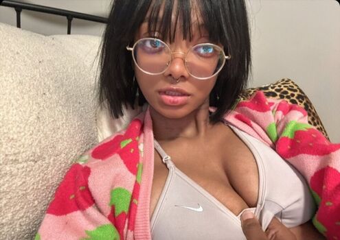 Full leaked Dollyrama private photo