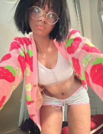 Full leaked Dollyrama private photo
