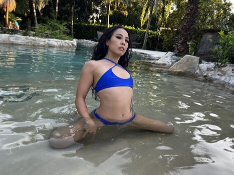 Full leaked Dominatrix private photo