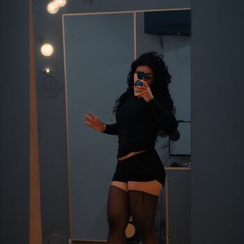 Full leaked Domlinna private photo