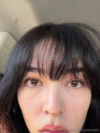 Full leaked Domymommi private photo