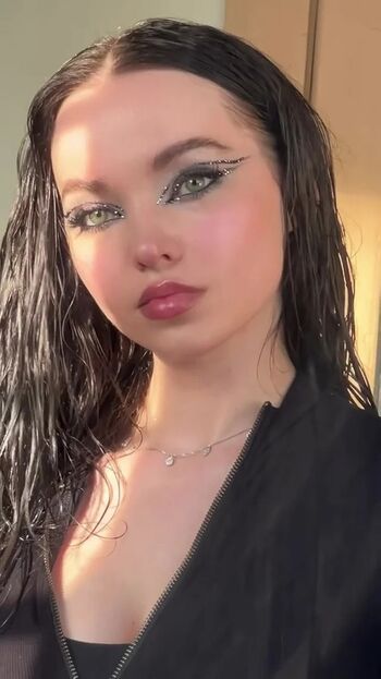 Full leaked Dove cameron page private photo