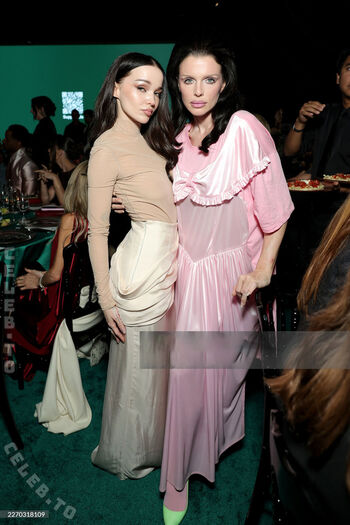 Full leaked Dove cameron page private photo