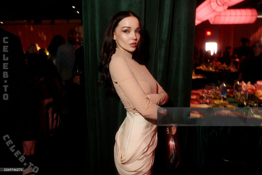 Full leaked Dove cameron private photo