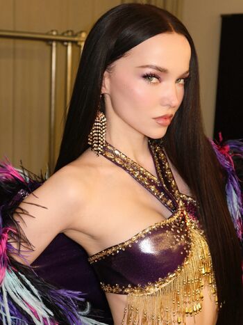 Full leaked Dove cameron private photo