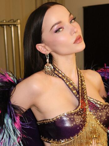 Full leaked Dove cameron private photo