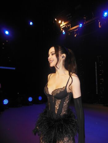Full leaked Dove cameron private photo