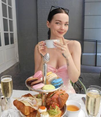 Dove Cameron