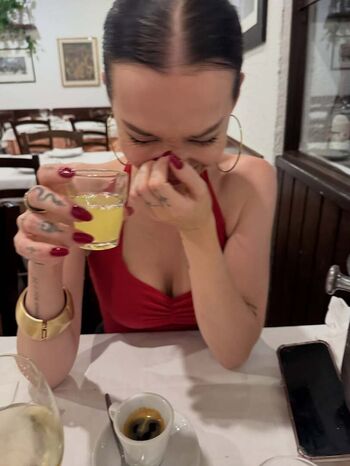 Full leaked Dove cameron page private photo